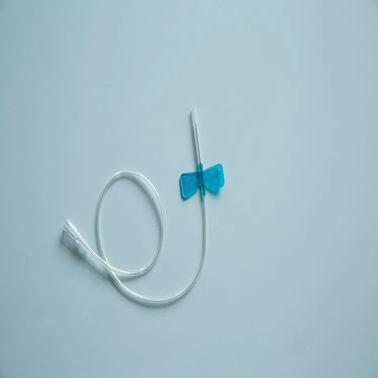 Einnota notkun innrennslisnála í bláæð